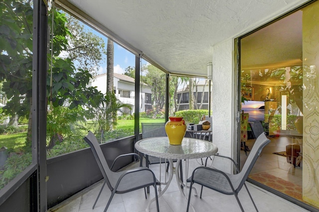 view of sunroom / solarium