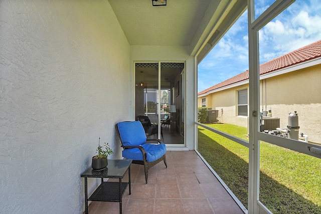 view of sunroom / solarium