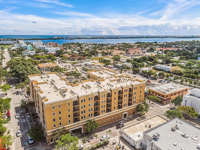 bird's eye view with a water view