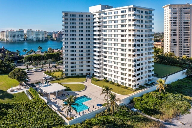 birds eye view of property featuring a water view