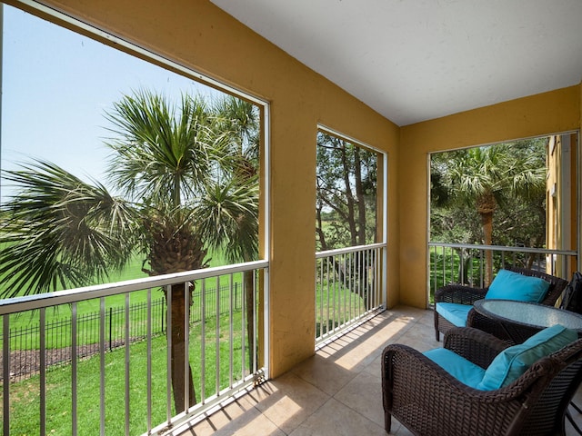 view of sunroom / solarium