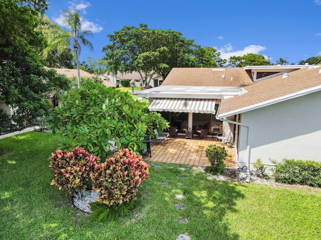 view of yard with a patio