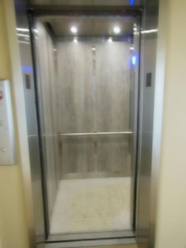 405 US Highway 1 Unit 307, Palm Beach Gardens, FL 33408 - view of elevator