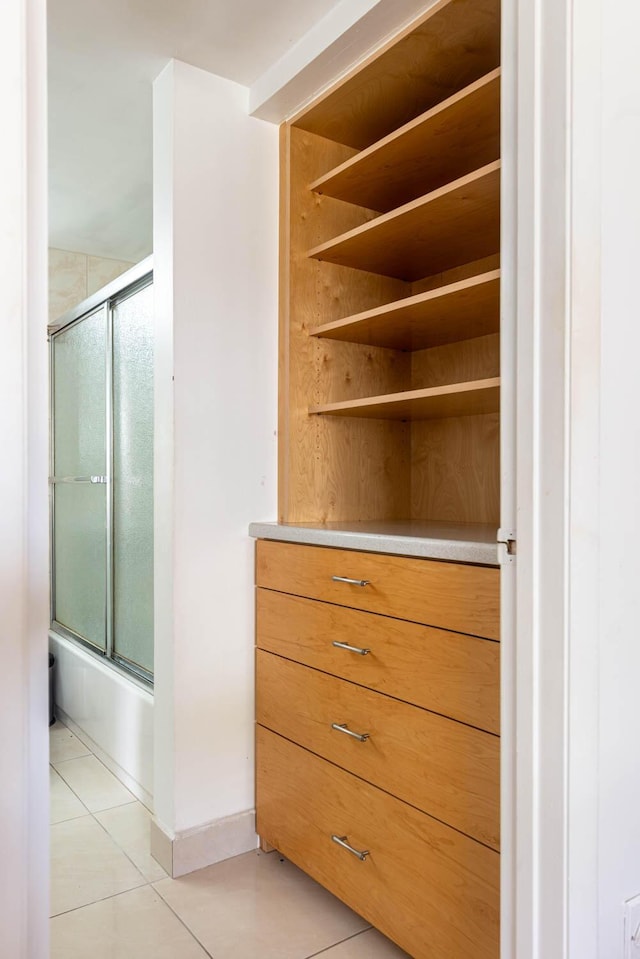 337 Knotty Pine Cir Unit D2, Greenacres, FL 33463 - view of closet