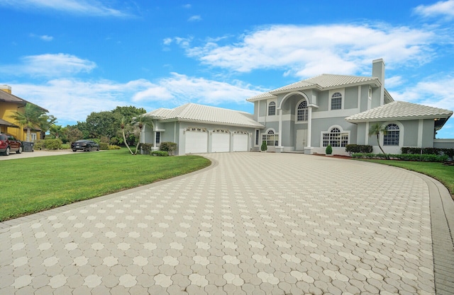 view of front of house with a garage