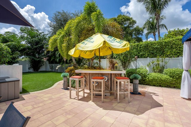 2951 San Remo Way, Delray Beach, FL 33445 - view of patio / terrace
