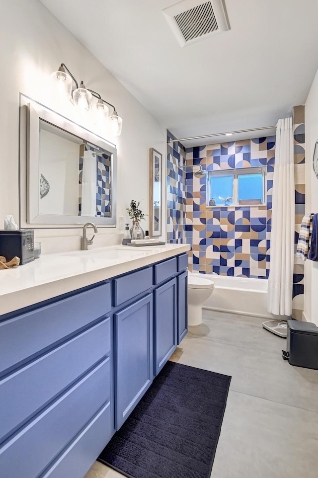 2951 San Remo Way, Delray Beach, FL 33445 - full bathroom featuring double vanity, toilet, and shower / bath combination with curtain