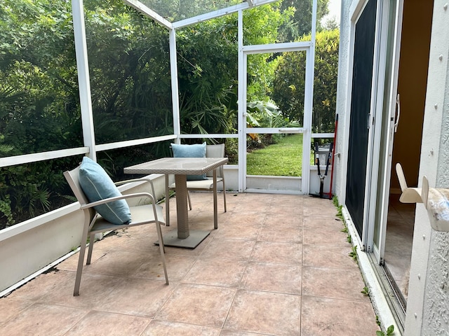 view of sunroom / solarium