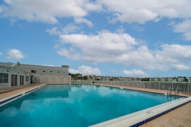 view of swimming pool