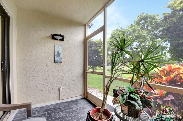 view of sunroom / solarium