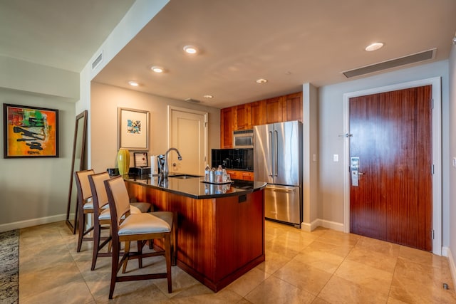 bedroom with ceiling fan and carpet