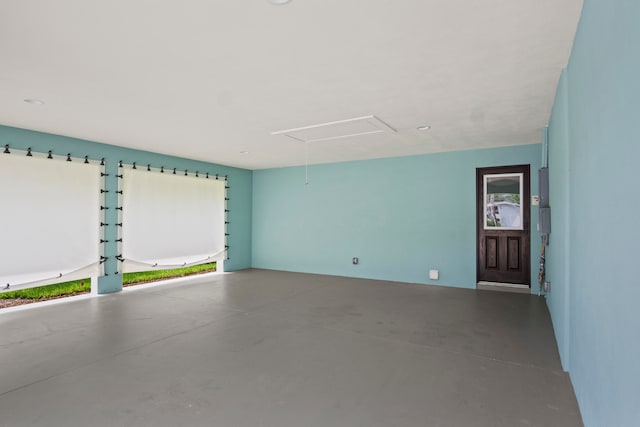 empty room featuring concrete floors