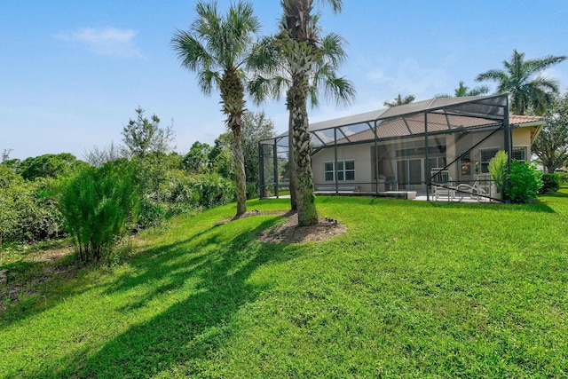 view of yard featuring a lanai