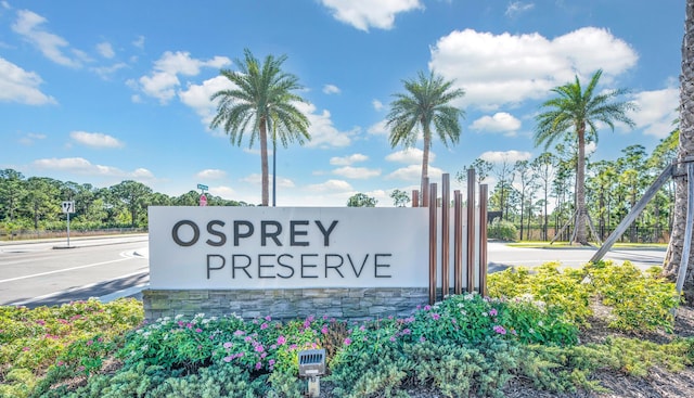 view of community / neighborhood sign