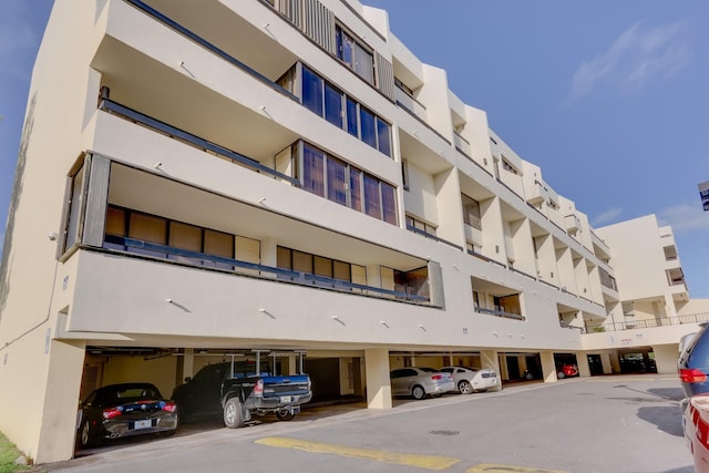 1401 S Federal Hwy Unit 411, Boca Raton, FL 33432 - view of building exterior with parking