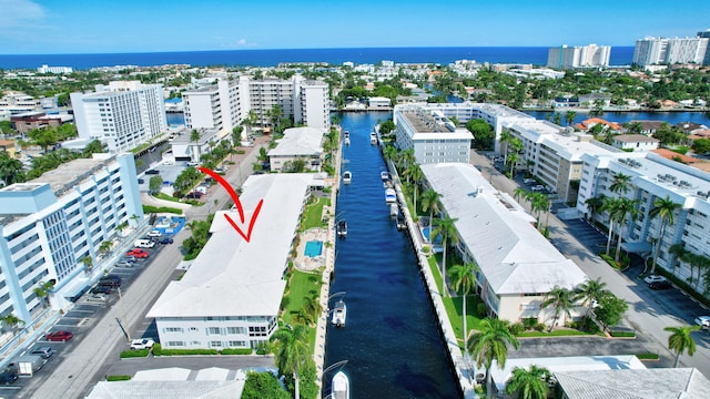 bird's eye view featuring a water view