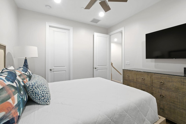 bedroom featuring ceiling fan