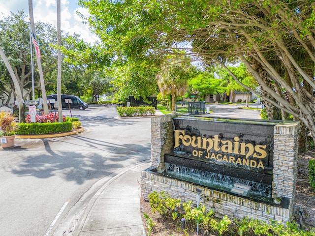 view of community / neighborhood sign