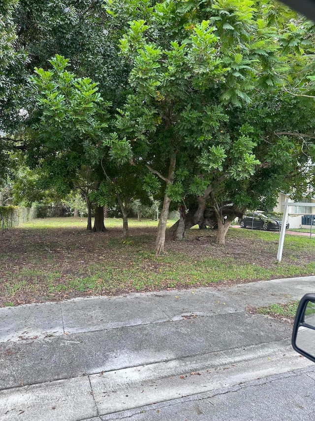 Listing photo 2 for 1708 N 15th Street N, St, Fort Pierce FL 34950