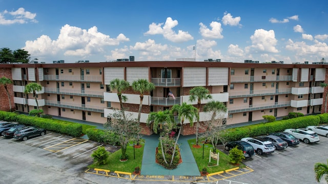 view of building exterior