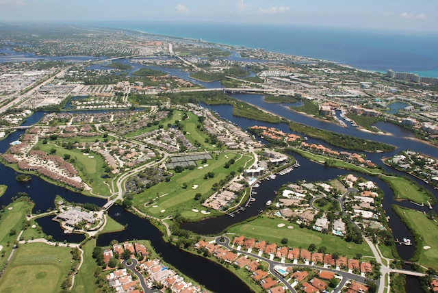 bird's eye view featuring a water view