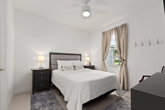 bedroom featuring ceiling fan