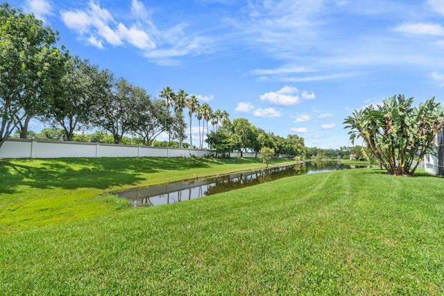 view of yard featuring a water view