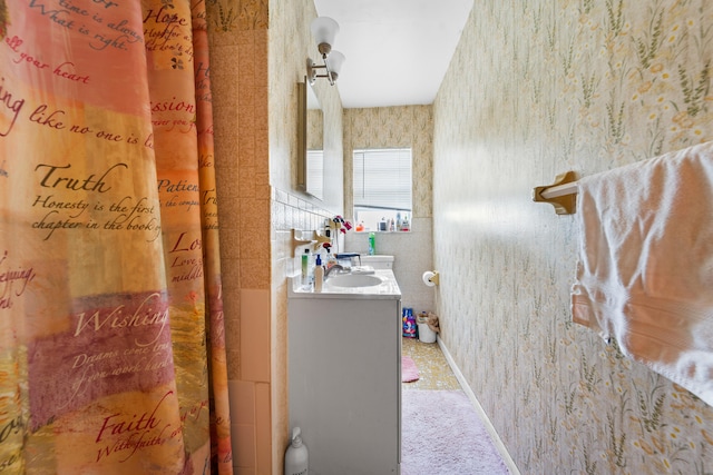 bathroom featuring vanity