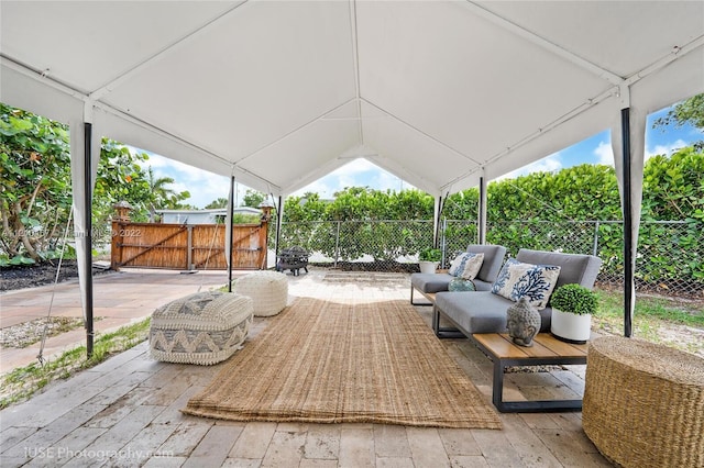 view of patio featuring outdoor lounge area