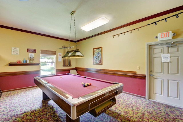 rec room with crown molding, carpet flooring, and billiards