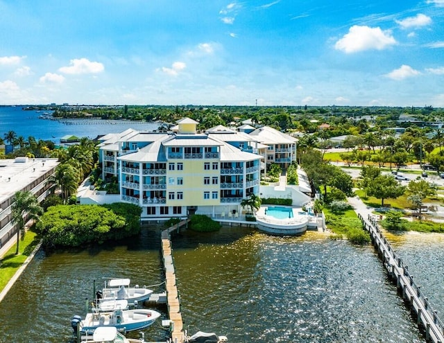 bird's eye view featuring a water view