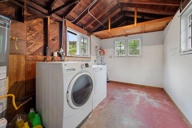 laundry area featuring wooden ceiling and independent washer and dryer