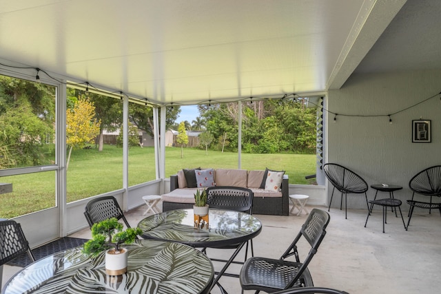 view of sunroom / solarium