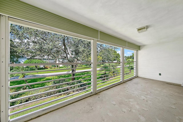 view of unfurnished sunroom