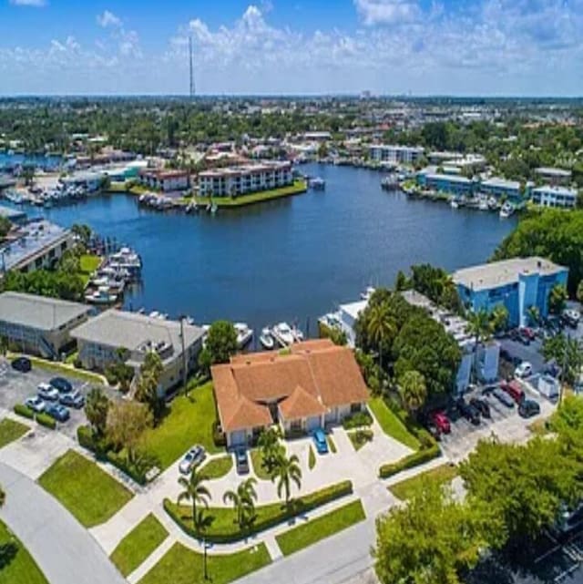 bird's eye view featuring a water view