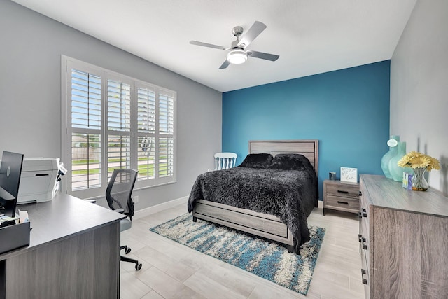 bedroom featuring ceiling fan