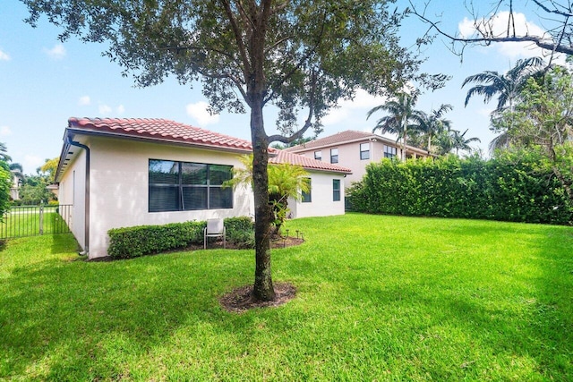 exterior space featuring a yard