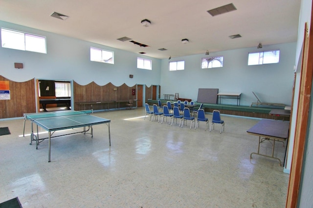 6289 Lear Dr Unit 301, Lake Worth, FL 33462 - playroom with a high ceiling