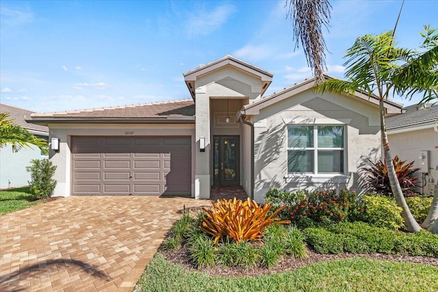 view of front of property featuring a garage