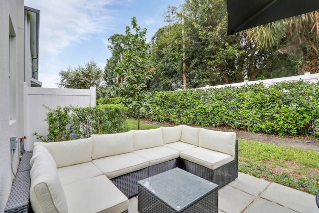 view of patio featuring an outdoor hangout area