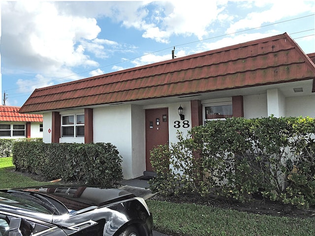 view of front of home