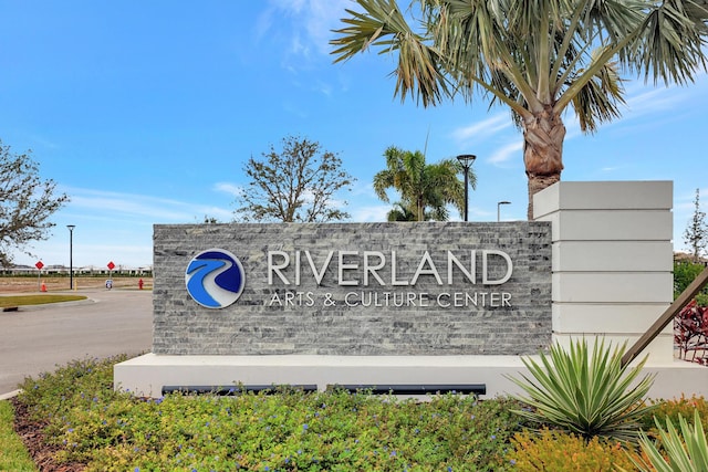 10571 SW Sunray St, Port Saint Lucie, FL 34987 - view of community sign