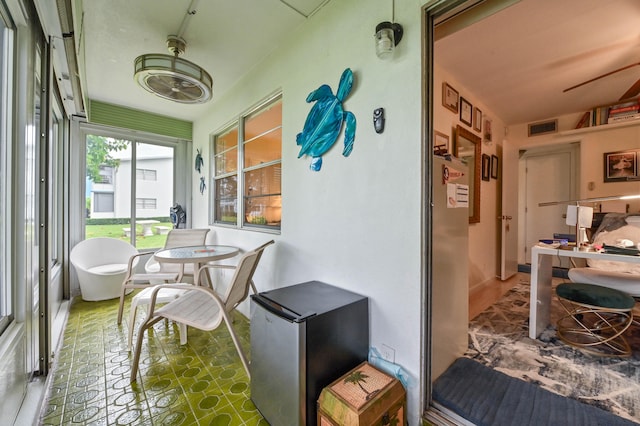 view of sunroom / solarium