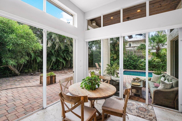 414 NW 13th St, Delray Beach, FL 33444 - sunroom / solarium with plenty of natural light