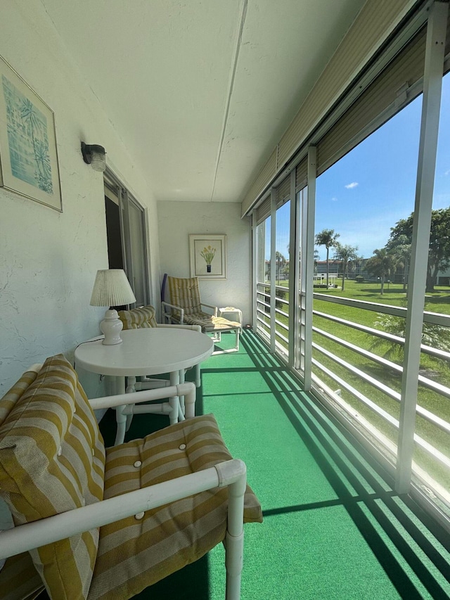 view of sunroom / solarium