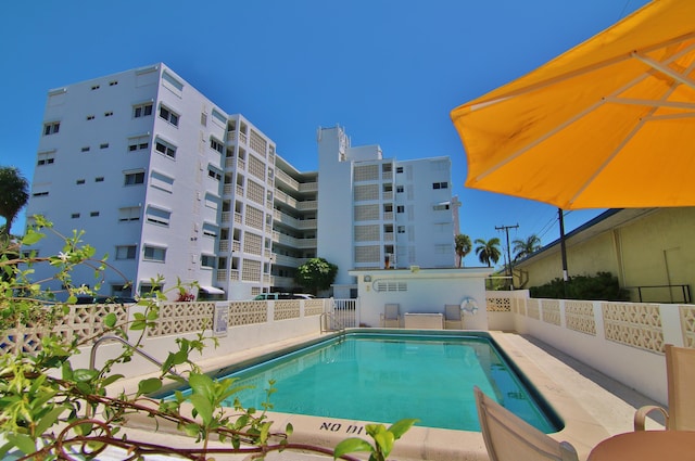 pool with fence