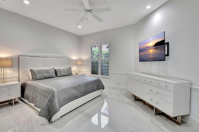 bedroom featuring ceiling fan