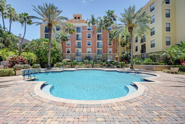 view of swimming pool featuring a patio