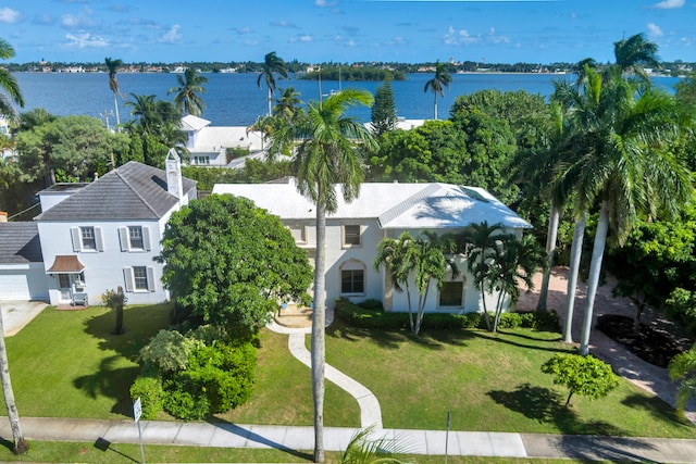 bird's eye view with a water view