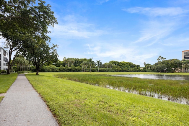 view of yard featuring a water view